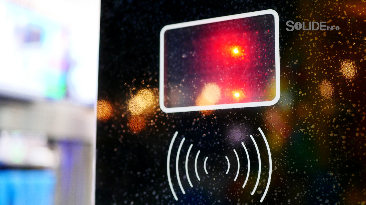 A checklist with icons for security cameras, motion sensors, and smart locks, highlighting the top 10 features of a home security system.